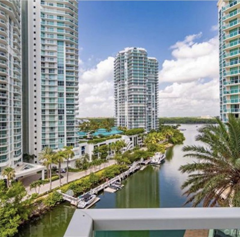 Apartamento Alto Padro - Venda - Centro - Miami Beach - EX